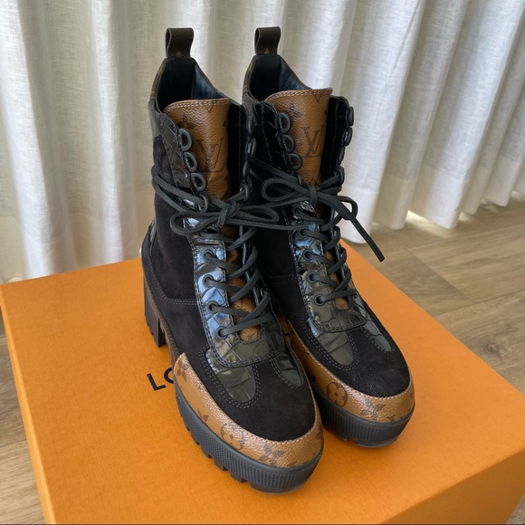 ‼️SOLD‼️Louis Vuitton Reverse Monogram Laureate Platform Desert Boots - Picture 3 of 6